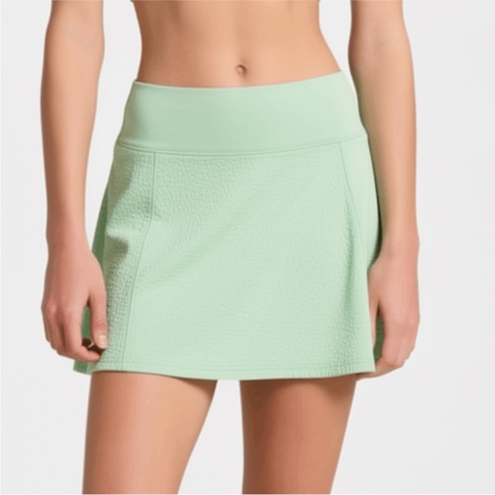 NWT GiGi C Heidi Snakeskin Skirt in Jade Sz M